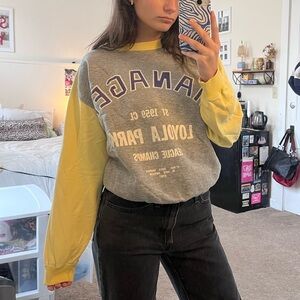 Gray and Yellow Graphic Sweatshirt